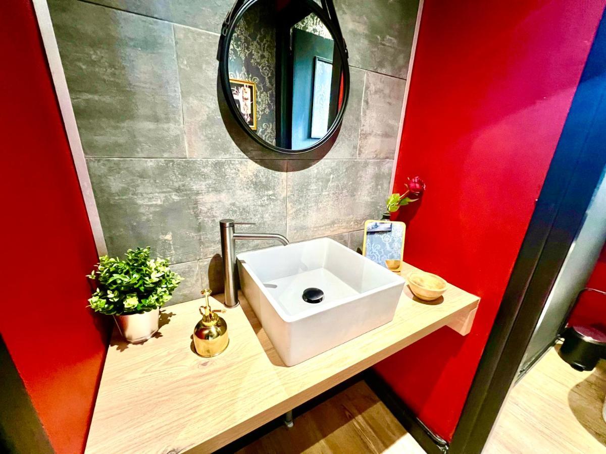 L'Escape Apartment Calais Ngoại thất bức ảnh